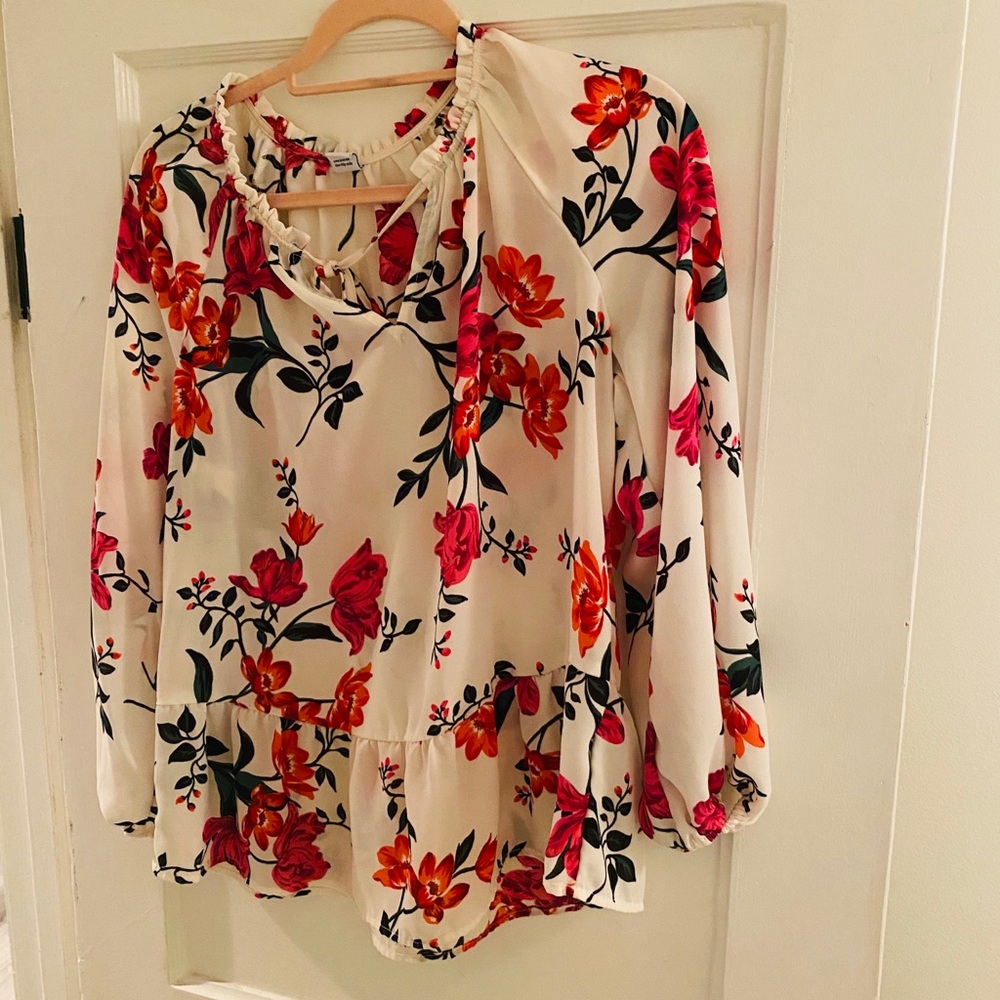 💐 Blouse